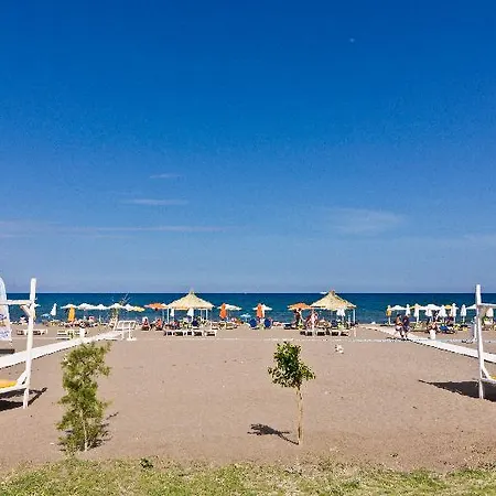 Gregory Peck Beach Break Otel *